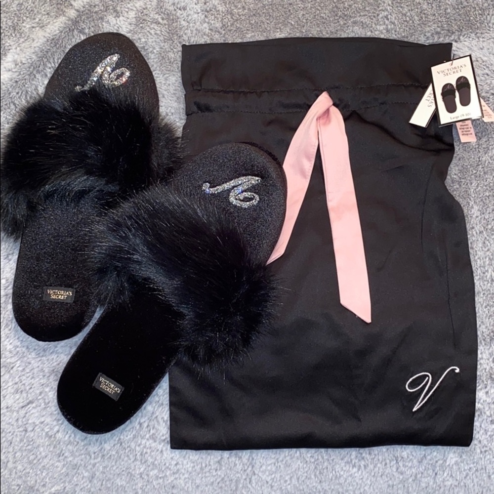 Size Large Victoria Secret Black Velvet Slippers